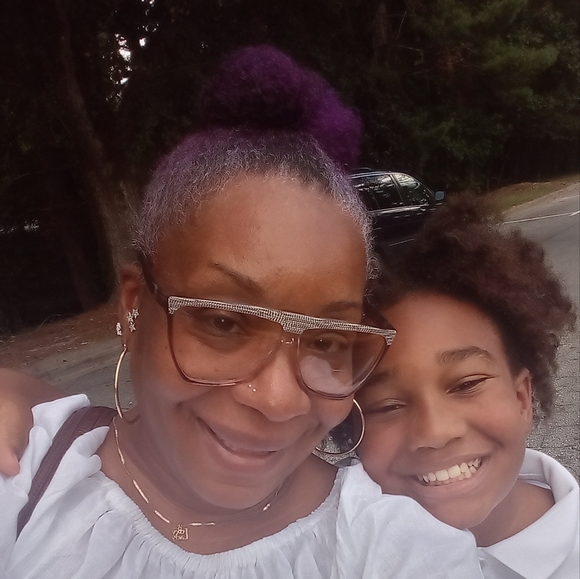 Dodads, thingamajibs, whatnots and must haves. Enjoy your treasure hunting! - Picture 4 of 4